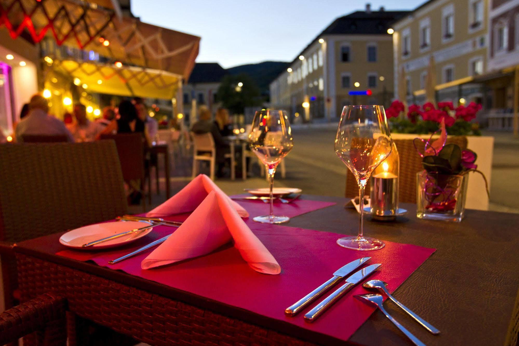 Iris Porsche Hotel&Restaurant Mondsee Exterior foto